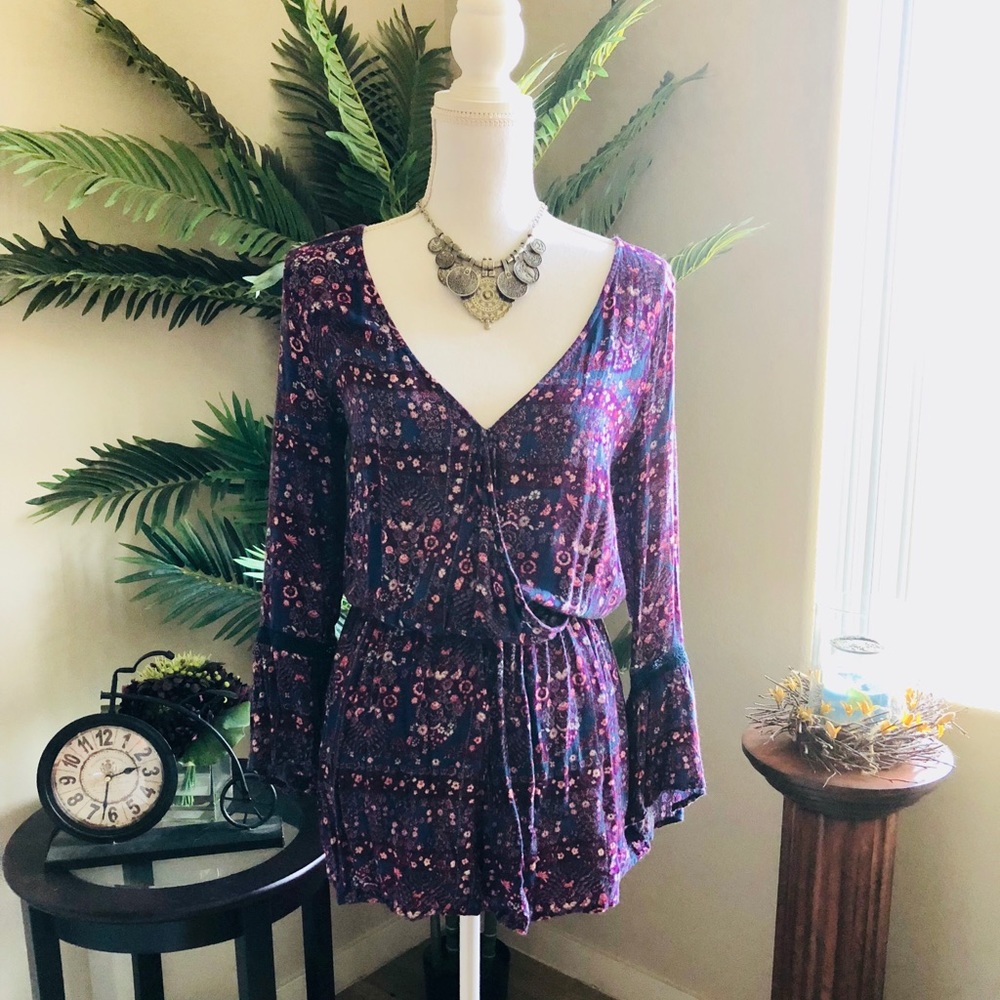 American eagle rompers size small